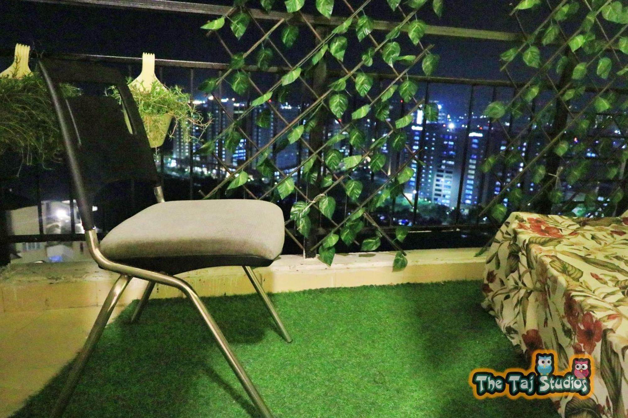 Top Luxury & Couple Friendly Stay Gp By Taj Suites & Studios #New Year Party & Stay Noida Exterior foto